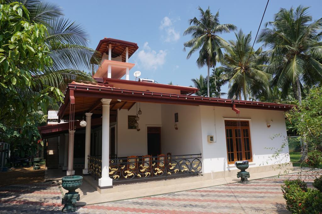 Sampath Villa Aluthgama Exterior photo